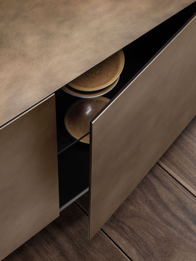 Nemesi-Dettaglio-02-1200×1601