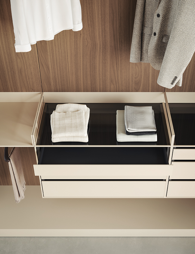 Caddy Wardrobe